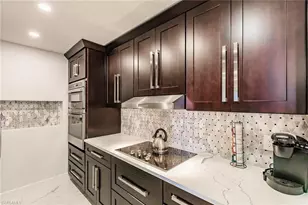 4001 Gulf Shore Blvd N, Naples, FL 34103 - Photo 12