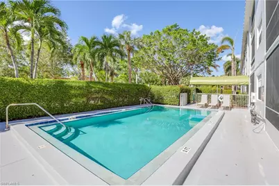 72 7th St S #208, Naples, FL 34102 - Photo 20