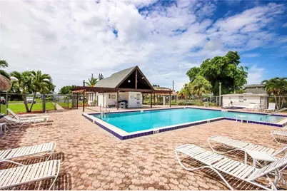 8849 Somerset Blvd, Fort Myers, FL 33919 - Photo 36