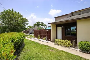 8849 Somerset Blvd, Fort Myers, FL 33919 - Photo 1
