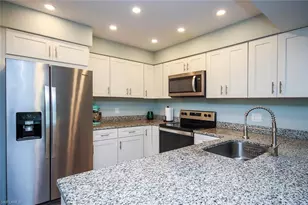 8849 Somerset Blvd, Fort Myers, FL 33919 - Photo 10