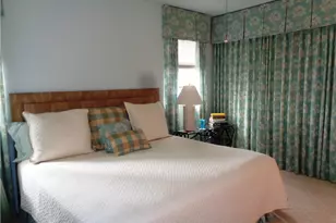 610 Laguna Royale Blvd, Naples, FL 34119 - Photo 30