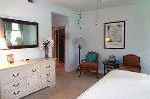 610 Laguna Royale Blvd, Naples, FL 34119 - Photo 34