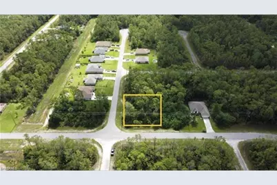 209 Woodburn Dr, Lehigh Acres, FL 33972 - Photo 8