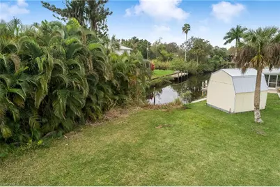 14825 Oakwood Ct, Fort Myers, FL 33905 - Photo 6