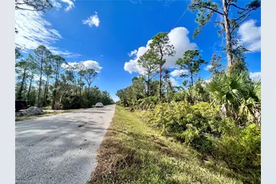 27372 Las Lomas Dr, Punta Gorda, FL 33955 - Photo 2