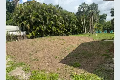 17020 Carolyn Ln, North Fort Myers, FL 33917 - Photo 32