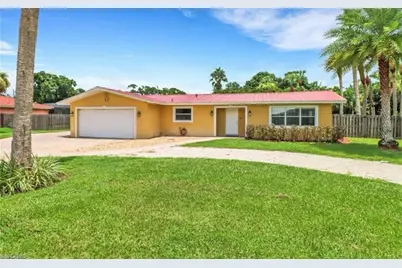 17020 Carolyn Ln, North Fort Myers, FL 33917 - Photo 2