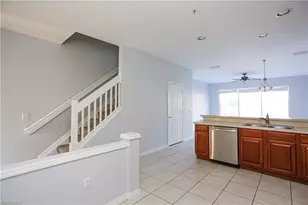 937 Hampton Cir, Naples, FL 34105 - Photo 14