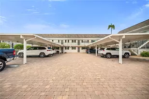 290 Banyan Blvd, Naples, FL 34102 - Photo 34