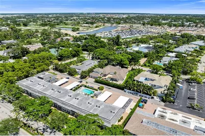 290 Banyan Blvd #290, Naples, FL 34102 - Photo 50