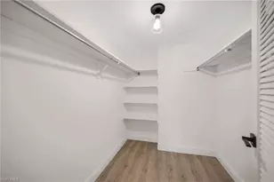 290 Banyan Blvd, Naples, FL 34102 - Photo 20