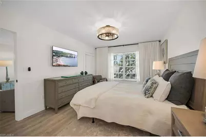 290 Banyan Blvd #290, Naples, FL 34102 - Photo 18