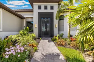 2506 SE 28th St, Cape Coral, FL 33904 - Photo 4