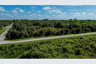 2001 E 5th St, Lehigh Acres, FL 33936 - Photo 4