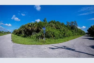 2001 E 5th St, Lehigh Acres, FL 33936 - Photo 10