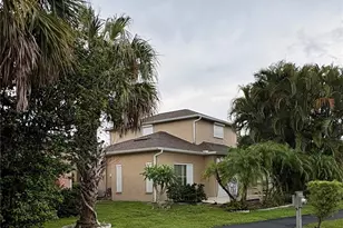 10741 Maui Cir, Estero, FL 33928 - Photo 4