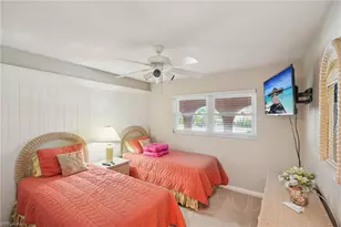 360 Charlemagne Blvd, Naples, FL 34112 - Photo 24