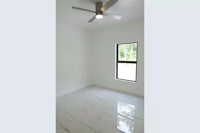 407 Washington Ave, Lehigh Acres, FL 33972 - Photo 12