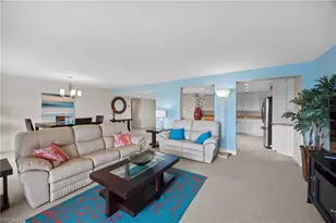 15 Bluebill Ave, Naples, FL 34108 - Photo 18