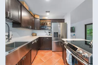 1271 Solana Rd #E4, Naples, FL 34103 - Photo 2