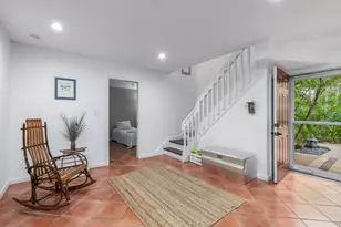 1271 Solana Rd, Naples, FL 34103 - Photo 16