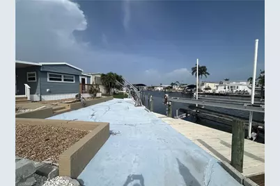 3913 Dewberry Ln, Saint James City, FL 33956 - Photo 6