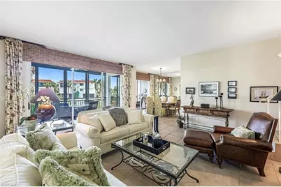 2216 Gulf Shore Blvd N #R3, Naples, FL 34102 - Photo 2