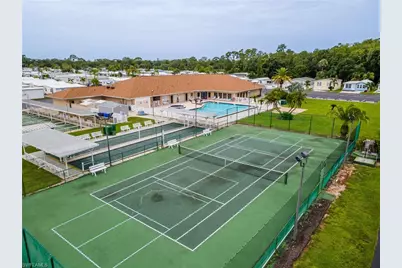 40 La Fonda Ln, North Fort Myers, FL 33903 - Photo 4