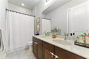 8230 Venetian Pointe Dr, Fort Myers, FL 33908 - Photo 14