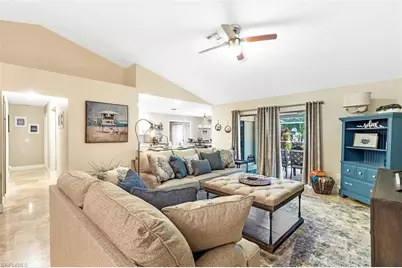 1026 SE 30th St, Cape Coral, FL 33904 - Photo 6