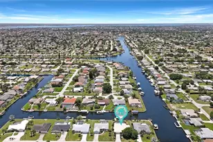 1026 SE 30th St, Cape Coral, FL 33904 - Photo 4