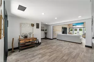 544 Bayside Dr, Fort Myers, FL 33919 - Photo 8