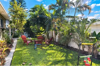 4810 SW 25th Pl, Cape Coral, FL 33914 - Photo 10