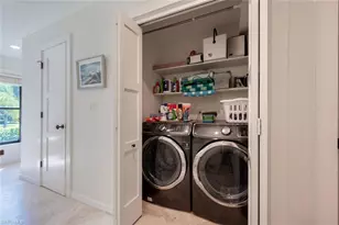 1080 6th St S, Naples, FL 34102 - Photo 18