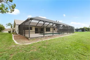 9366 Pineapple Rd, Fort Myers, FL 33967 - Photo 40