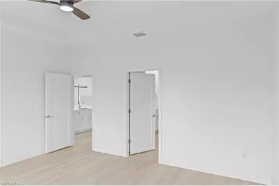 1061 Sunrise Blvd, Lehigh Acres, FL 33974 - Photo 32