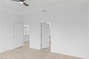 1061 Sunrise Blvd, Lehigh Acres, FL 33974 - Photo 32