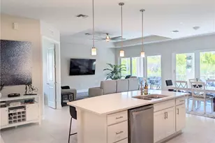 178 Indies Dr E, Naples, FL 34114 - Photo 6