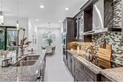 9264 Glenforest Dr, Naples, FL 34120 - Photo 18