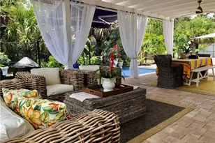 283 Cypress Way W, Naples, FL 34110 - Photo 4