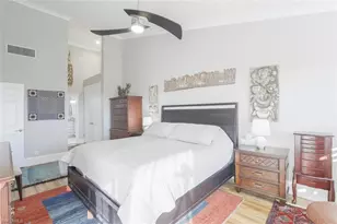 360 Horse Creek Dr, Naples, FL 34110 - Photo 8