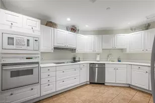 7225 Pelican Bay Blvd, Naples, FL 34108 - Photo 36