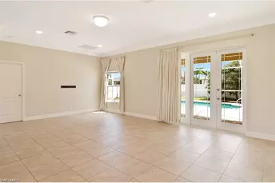 805 SW 4th Pl, Cape Coral, FL 33991 - Photo 10