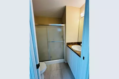 2732 NE 7th Pl, Cape Coral, FL 33909 - Photo 18