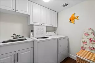 4031 Gulf Shore Blvd N, Naples, FL 34103 - Photo 20