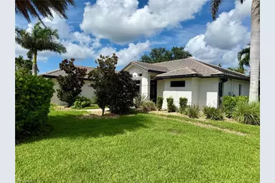 3114 Chiquita Blvd S, Cape Coral, FL 33914 - Photo 2