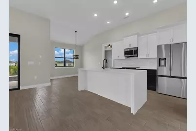 1619 NW 17th St, Cape Coral, FL 33993 - Photo 4