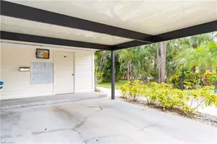 1014 Pine Isle Ln, Naples, FL 34112 - Photo 16