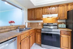 1014 Pine Isle Ln, Naples, FL 34112 - Photo 6